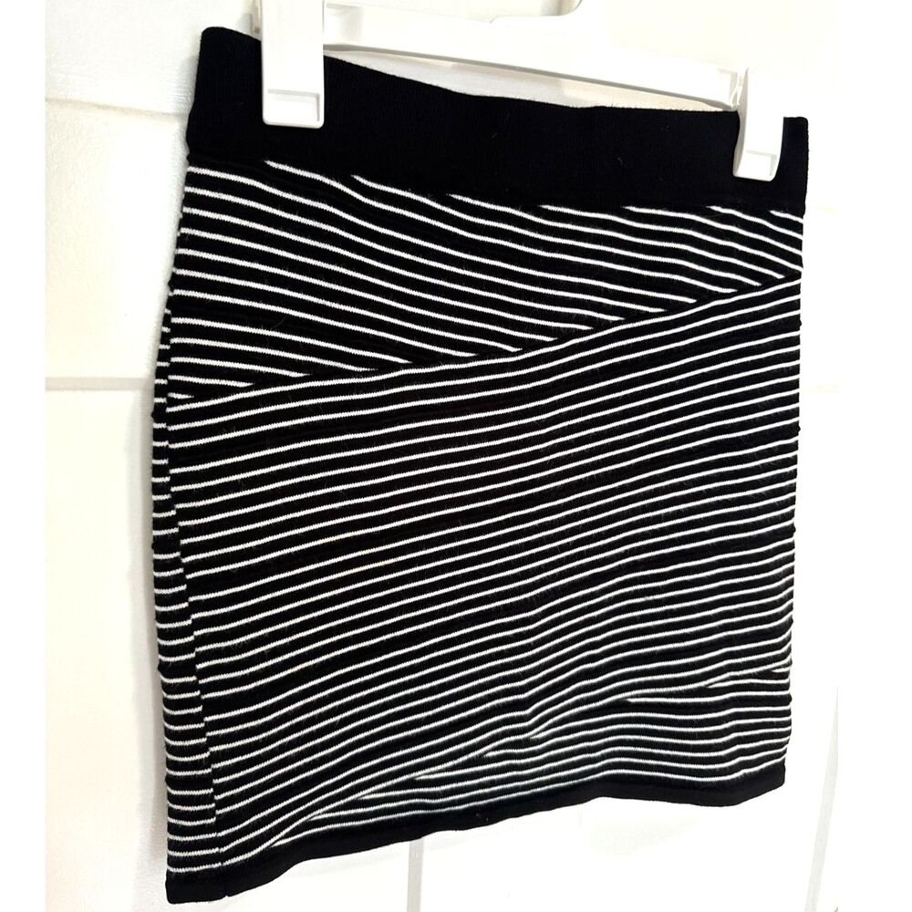 Xhilaration Black White Striped Bandage Mini Skirt Small S Flattering Bodycon